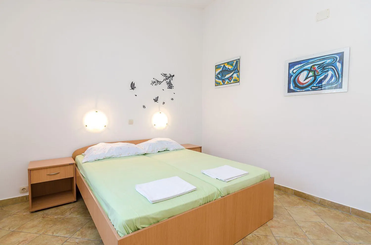 Preiswertes Apartment Nur 100 Meter Zum Strand Mit Meerblick Crikvenica