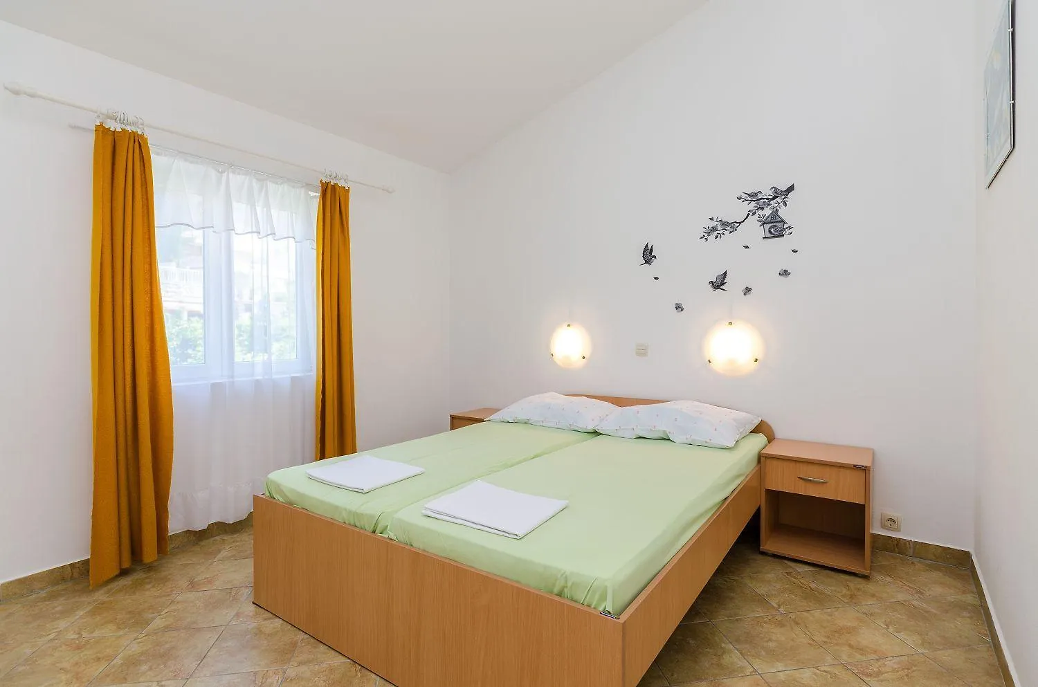 Preiswertes Apartment Nur 100 Meter Zum Strand Mit Meerblick Crikvenica Croatia